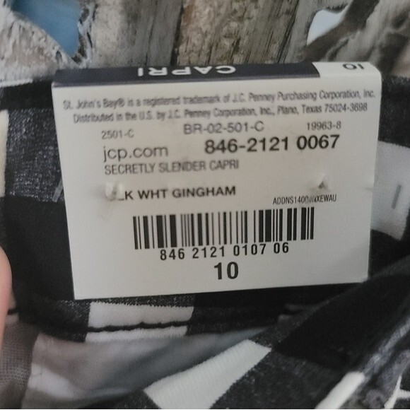 St. John's Bay Buffalo Check Stretch Slimming Fit Capri - Picture 6 of 14